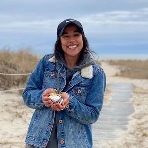 Meet your Posher, Danielle